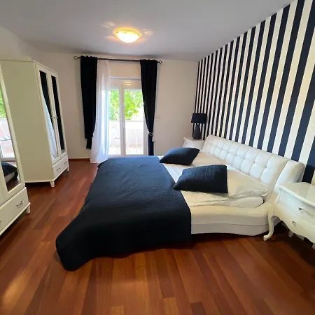 Moro Crikva Цриквеница